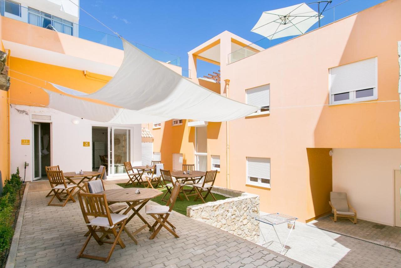 Casa Amarela Guesthouse البوفيرا المظهر الخارجي الصورة